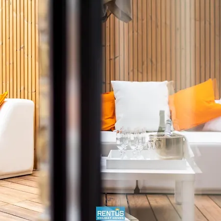 Harbour - For 9 People In *