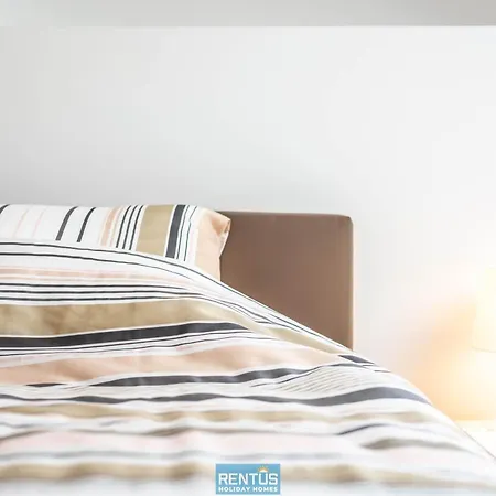 Harbour - For 9 People In Apartman