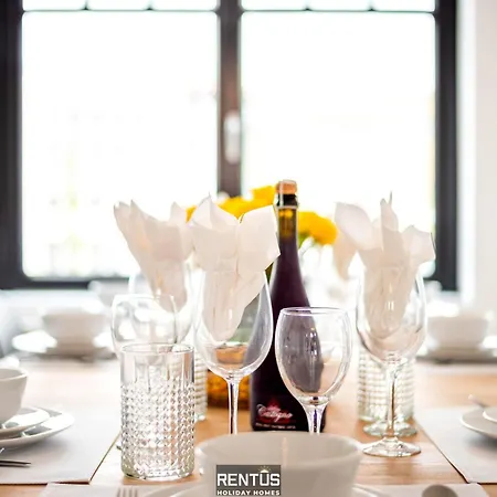 Harbour - For 9 People In *