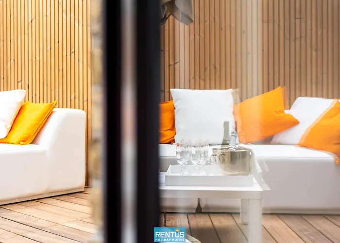 Harbour - For 9 People In *