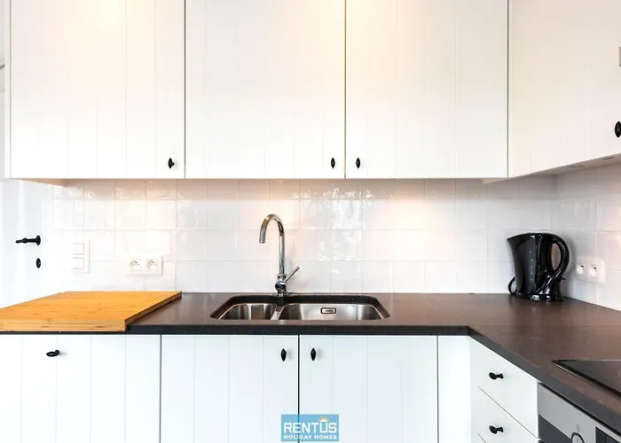 Harbour - For 9 People In *