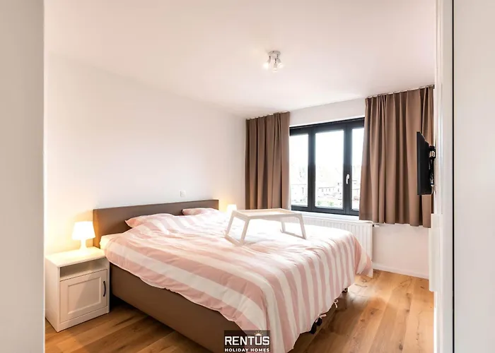 Harbour - For 9 People In דירה